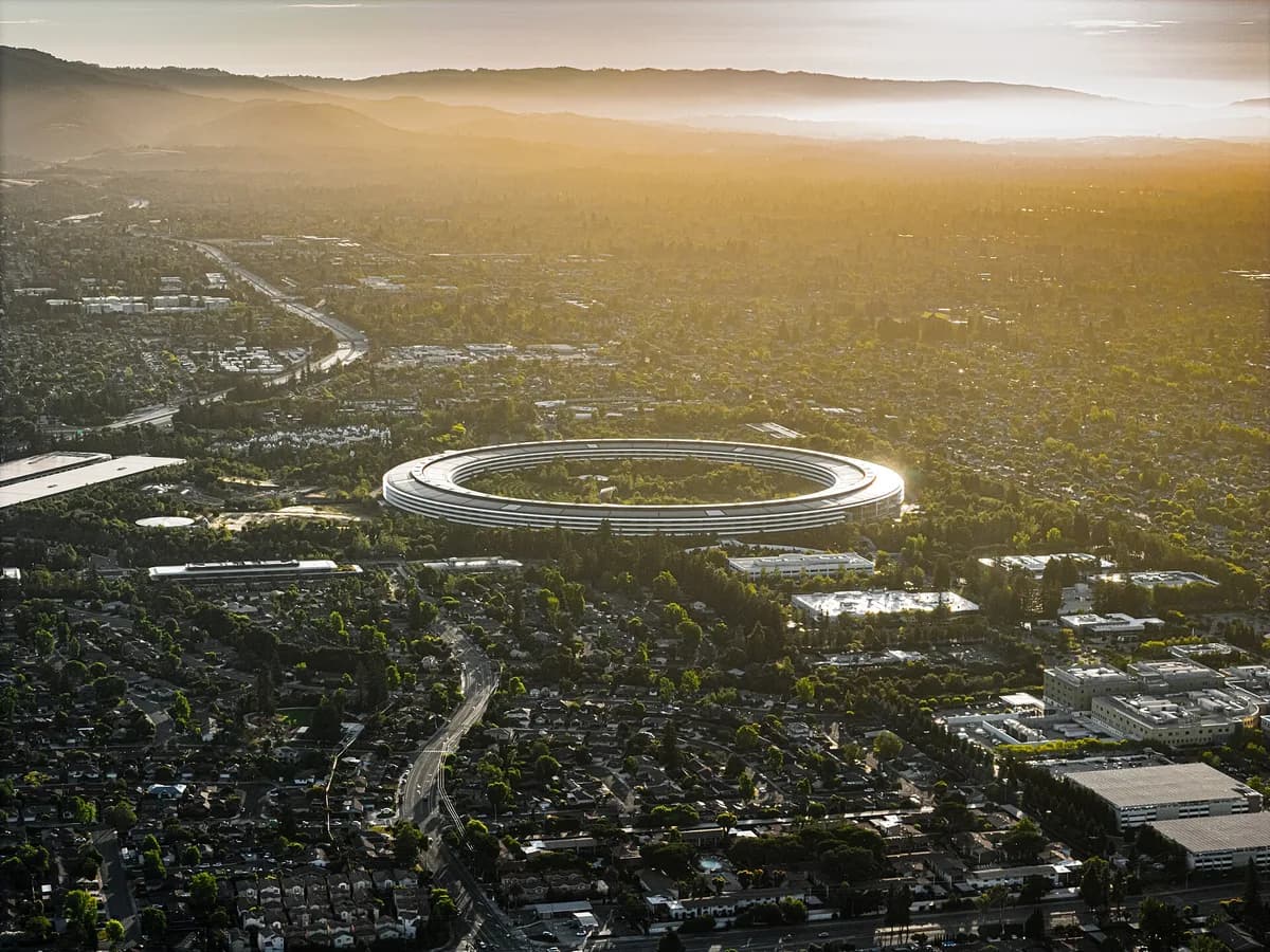 Aerial view of Apple Park, Apple's headquarters in Cupertino, California.